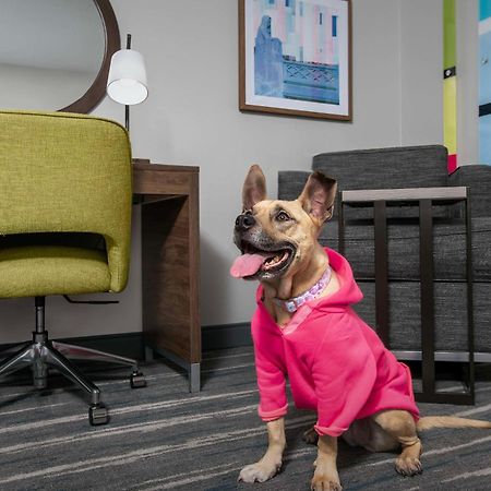 Hampton Inn Йорквілл Екстер'єр фото