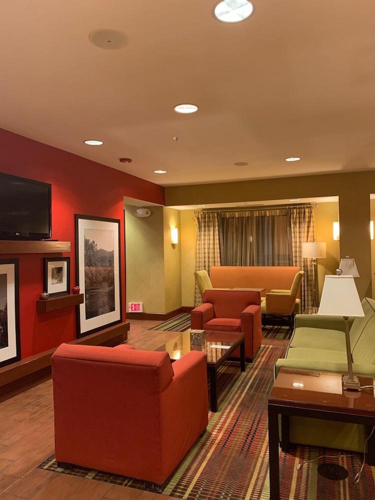 Hampton Inn Йорквілл Екстер'єр фото