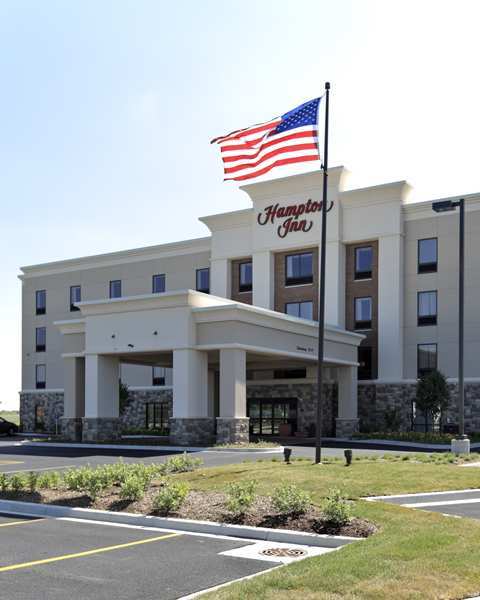 Hampton Inn Йорквілл Екстер'єр фото